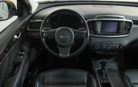 KIA Sorento III Prime рестайлинг, 2017 год, 2 049 000 рублей, 11 фотография
