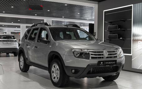 Renault Duster I рестайлинг, 2012 год, 775 000 рублей, 2 фотография
