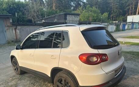 Volkswagen Tiguan I, 2010 год, 1 180 000 рублей, 2 фотография