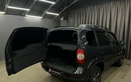 Chevrolet Niva I рестайлинг, 2017 год, 689 888 рублей, 5 фотография
