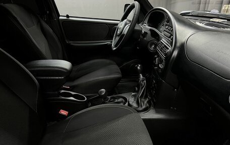Chevrolet Niva I рестайлинг, 2017 год, 689 888 рублей, 13 фотография