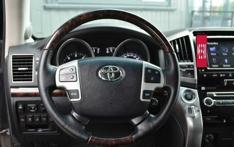 Toyota Land Cruiser 200, 2014 год, 2 599 888 рублей, 13 фотография