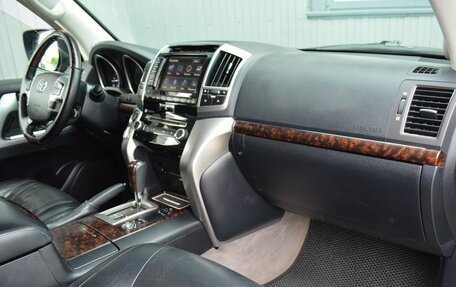 Toyota Land Cruiser 200, 2014 год, 2 599 888 рублей, 22 фотография