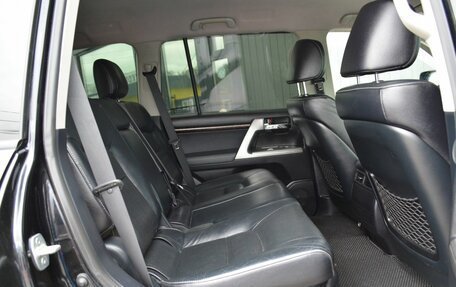 Toyota Land Cruiser 200, 2014 год, 2 599 888 рублей, 23 фотография