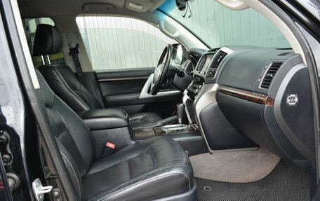 Toyota Land Cruiser 200, 2014 год, 2 599 888 рублей, 21 фотография