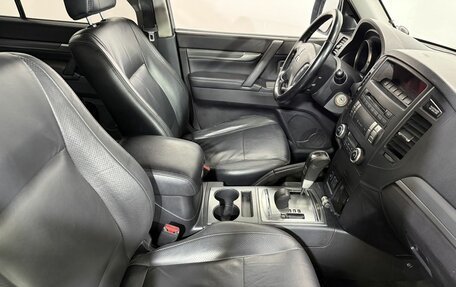 Mitsubishi Pajero IV, 2011 год, 1 820 000 рублей, 10 фотография