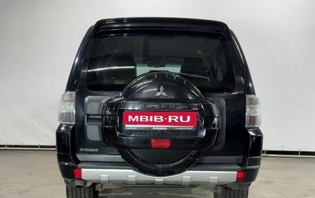 Mitsubishi Pajero IV, 2011 год, 1 820 000 рублей, 6 фотография