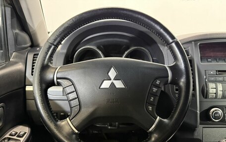 Mitsubishi Pajero IV, 2011 год, 1 820 000 рублей, 14 фотография