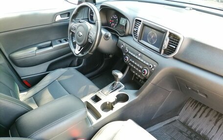 KIA Sportage IV рестайлинг, 2018 год, 1 900 000 рублей, 9 фотография