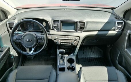 KIA Sportage IV рестайлинг, 2018 год, 1 900 000 рублей, 11 фотография