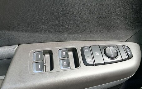 KIA Sportage IV рестайлинг, 2018 год, 1 900 000 рублей, 15 фотография