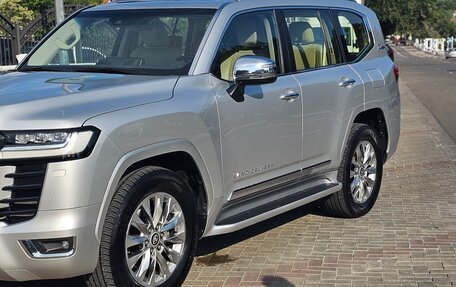 Toyota Land Cruiser, 2022 год, 10 500 000 рублей, 14 фотография