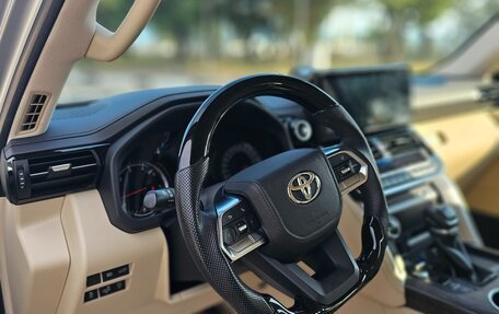 Toyota Land Cruiser, 2022 год, 10 500 000 рублей, 6 фотография