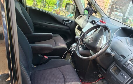 Nissan Serena IV, 2012 год, 1 350 000 рублей, 5 фотография