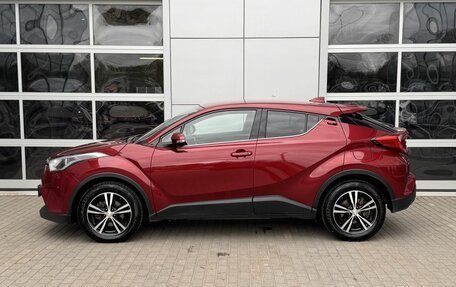 Toyota C-HR I рестайлинг, 2018 год, 2 200 000 рублей, 4 фотография