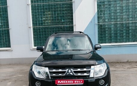 Mitsubishi Pajero IV, 2012 год, 2 650 000 рублей, 3 фотография