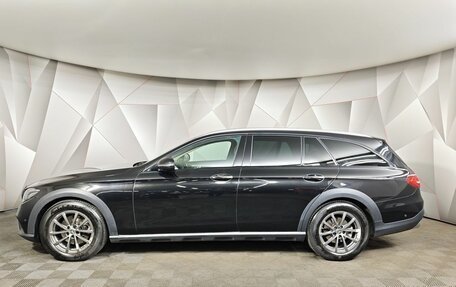 Mercedes-Benz E-Класс, 2018 год, 3 055 000 рублей, 5 фотография