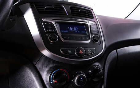 Hyundai Solaris II рестайлинг, 2015 год, 899 000 рублей, 11 фотография