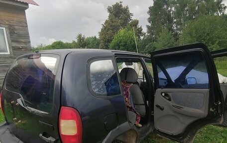 Chevrolet Niva I рестайлинг, 2005 год, 270 000 рублей, 4 фотография