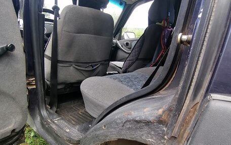 Chevrolet Niva I рестайлинг, 2005 год, 270 000 рублей, 16 фотография