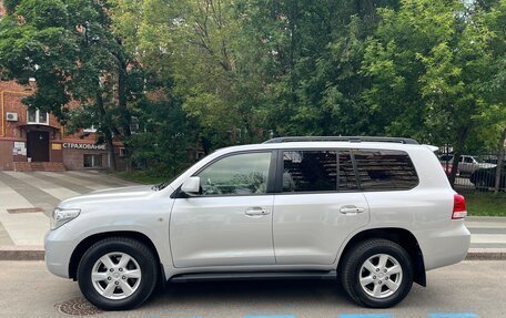 Toyota Land Cruiser 200, 2010 год, 3 050 000 рублей, 7 фотография