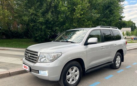 Toyota Land Cruiser 200, 2010 год, 3 050 000 рублей, 8 фотография