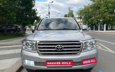 Toyota Land Cruiser 200, 2010 год, 3 050 000 рублей, 9 фотография