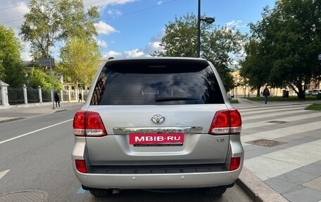 Toyota Land Cruiser 200, 2010 год, 3 050 000 рублей, 5 фотография