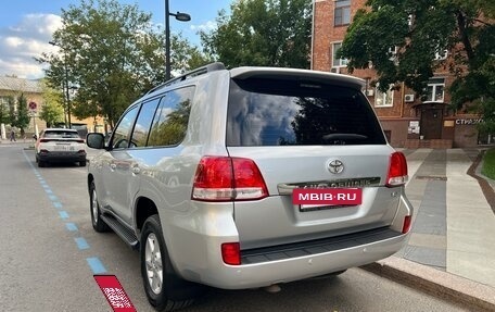 Toyota Land Cruiser 200, 2010 год, 3 050 000 рублей, 6 фотография