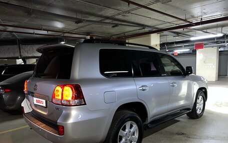 Toyota Land Cruiser 200, 2010 год, 3 050 000 рублей, 16 фотография