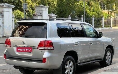 Toyota Land Cruiser 200, 2010 год, 3 050 000 рублей, 11 фотография
