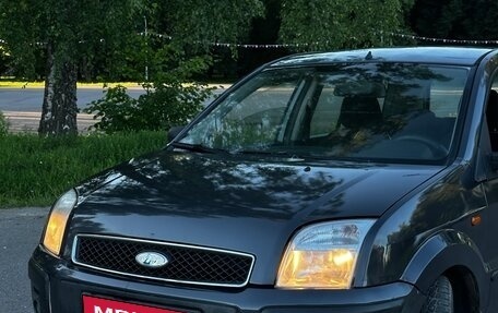 Ford Fusion I, 2005 год, 220 000 рублей, 2 фотография