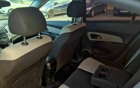 Chevrolet Cruze II, 2013 год, 950 000 рублей, 4 фотография