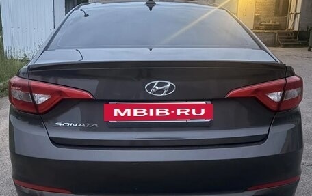 Hyundai Sonata VII, 2014 год, 900 000 рублей, 2 фотография