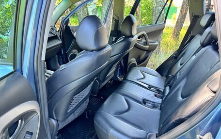 Toyota RAV4, 2008 год, 1 050 000 рублей, 16 фотография