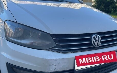 Volkswagen Polo VI (EU Market), 2016 год, 530 000 рублей, 2 фотография