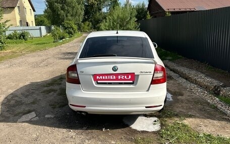 Skoda Octavia, 2011 год, 830 000 рублей, 2 фотография