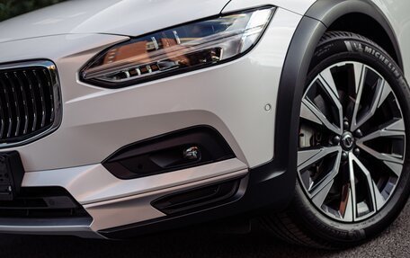 Volvo V90 Cross Country I рестайлинг, 2023 год, 7 100 000 рублей, 3 фотография