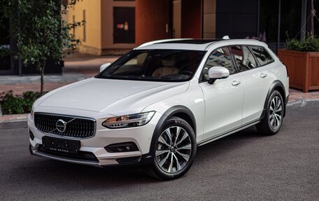 Volvo V90 Cross Country I рестайлинг, 2023 год, 7 100 000 рублей, 13 фотография