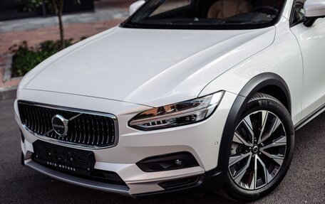 Volvo V90 Cross Country I рестайлинг, 2023 год, 7 100 000 рублей, 16 фотография