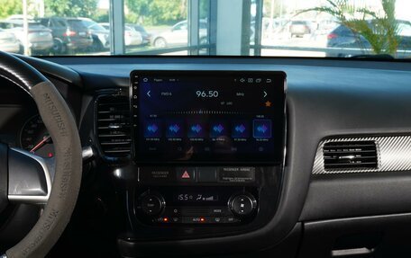 Mitsubishi Outlander III рестайлинг 3, 2012 год, 1 348 000 рублей, 16 фотография