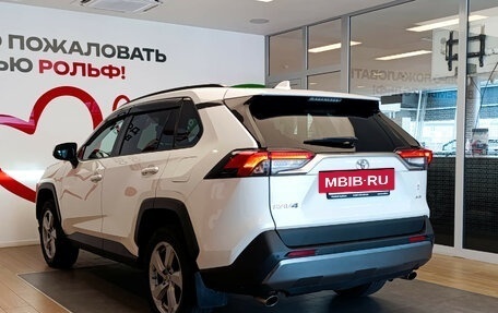 Toyota RAV4, 2020 год, 3 150 000 рублей, 7 фотография