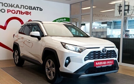 Toyota RAV4, 2020 год, 3 150 000 рублей, 3 фотография