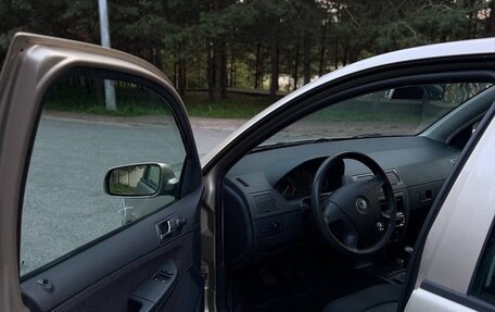 Skoda Fabia I, 2004 год, 270 000 рублей, 10 фотография