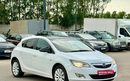 Opel Astra J, 2012 год, 675 000 рублей, 4 фотография