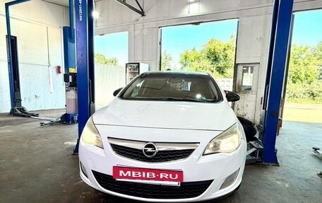 Opel Astra J, 2012 год, 675 000 рублей, 24 фотография