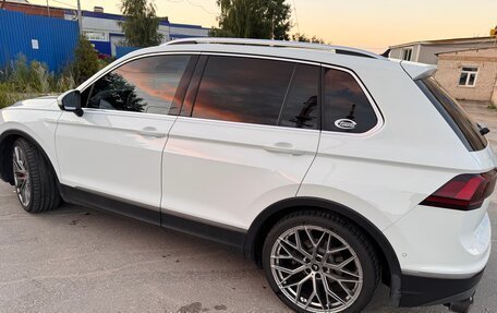 Volkswagen Tiguan II, 2019 год, 3 250 000 рублей, 5 фотография
