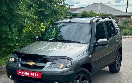 Chevrolet Niva I рестайлинг, 2019 год, 900 000 рублей, 5 фотография