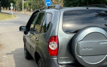 Chevrolet Niva I рестайлинг, 2019 год, 900 000 рублей, 10 фотография