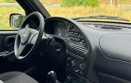 Chevrolet Niva I рестайлинг, 2019 год, 900 000 рублей, 24 фотография
